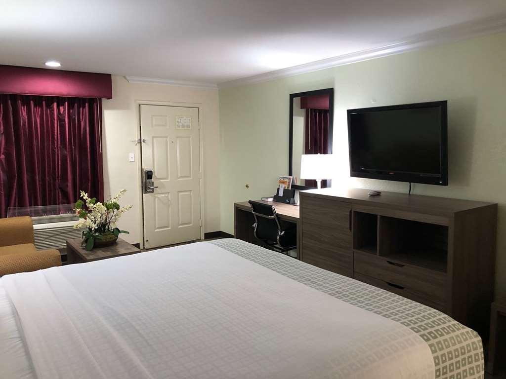 Americas Best Value Inn Columbus Quarto foto
