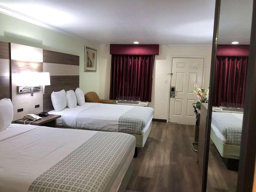 Americas Best Value Inn Columbus Quarto foto